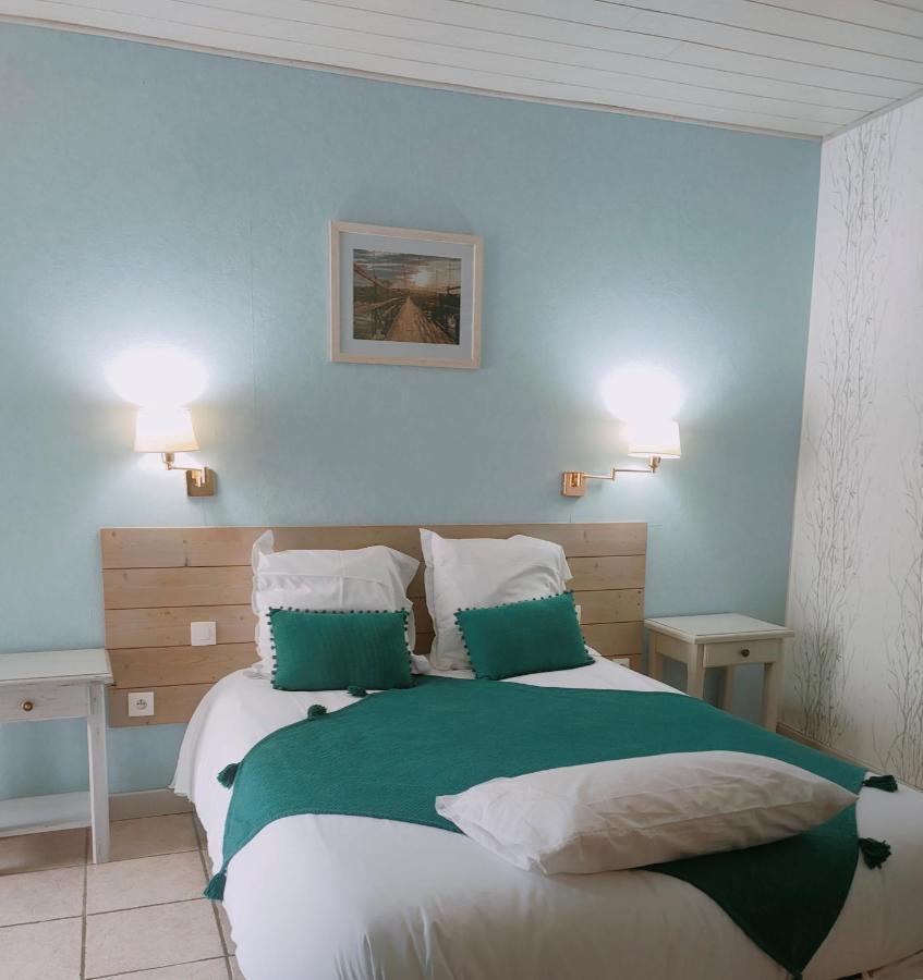 Le Royal Hotel Saint-Pol-sur-Ternoise ภายนอก รูปภาพ